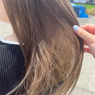 カラー 大人かわいい lobec/田代のヘアスタイル