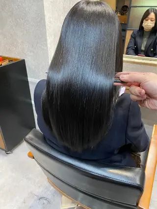 ロング 山崎結菜 🫧透明感カラーのヘアスタイル