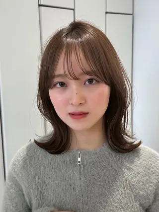 ミディアム カラー unami shibuya所属・ren ボブロブ/ミディアムのヘアスタイル