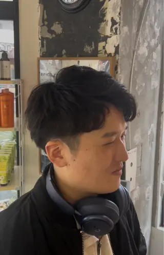 ショート パーマ メンズ 上原 心のヘアスタイル