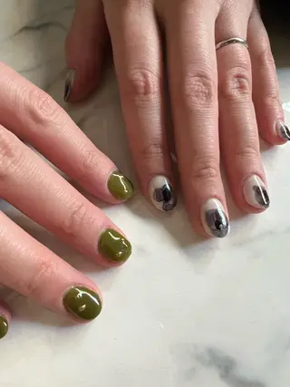 ネイル une／YUKINA 🫧大人nuanceのネイルデザイン