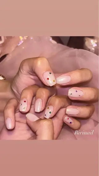 ネイル 𝐁𝐞𝐥𝐥 𝐦𝐞のネイルデザイン