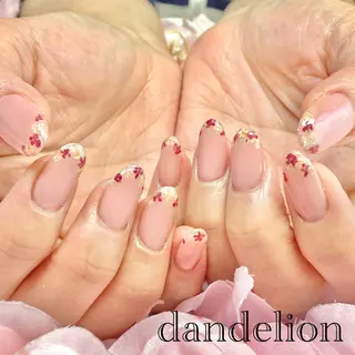 ネイル dandelion ダンデライオンのネイルデザイン