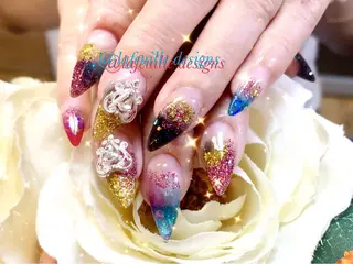 ネイル サロンドラフィーユ LAFEUILLEのネイルデザイン