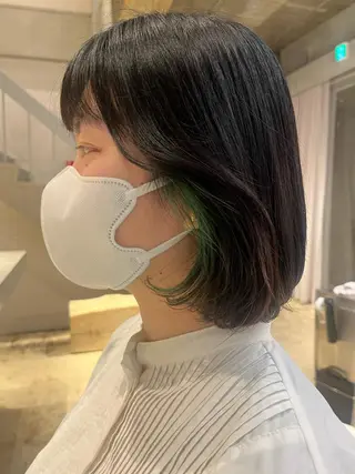 ミディアム 藤井 美歩/赤髪のヘアスタイル