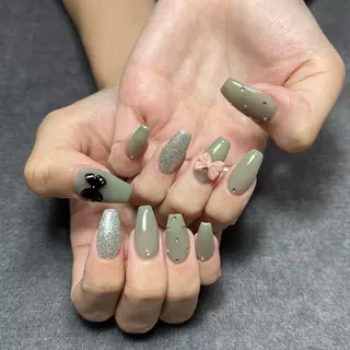 ネイル Chiharu 💫のネイルデザイン