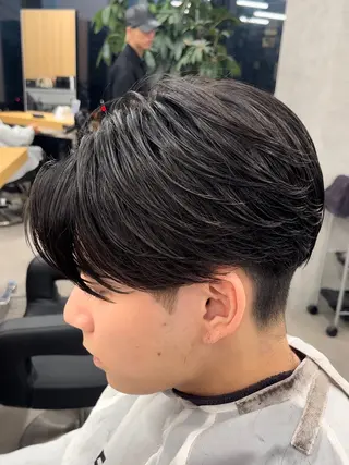 ショート カラー パーマ メンズ キッズ センターパート マスターかずまのヘアスタイル