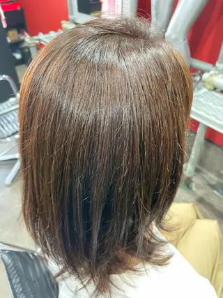 ミディアム カラー SLIME Seiのヘアスタイル