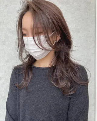 セミロング カラー パーマ ヘアアレンジ 小田 莉加子のヘアスタイル