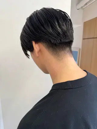 ショート メンズ パーマ/ハイトーン /吉田眞のヘアスタイル