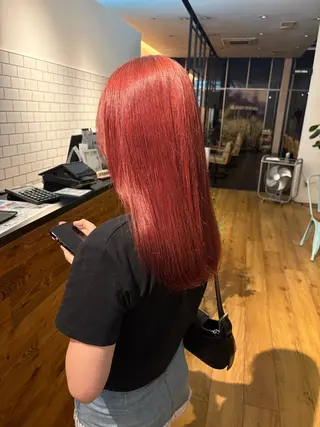 ロング カラー 中村 彩奈のヘアスタイル