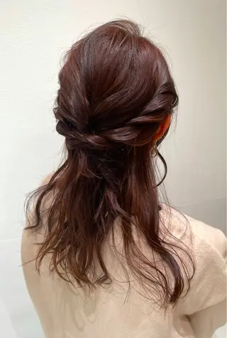 セミロング ヘアアレンジ neaf【六本木】所属・愛され/ミディアム 六本木/佐藤ゆり🎀のヘアスタイル