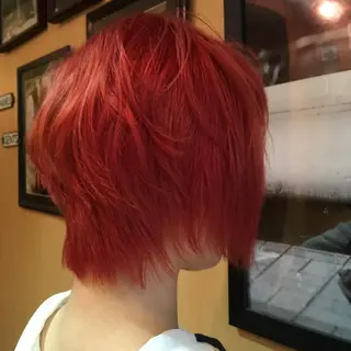 ショート カラー Drei.B.（ドライヴ）所属・ヨシダ アズサのヘアスタイル