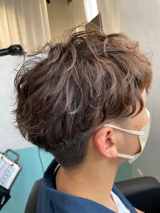 パーマ 『NIKA』大城 陽介(カラー得意✨)のヘアスタイル