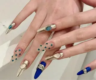 ネイル 相沢 さやかのネイルデザイン