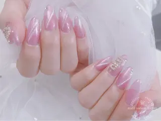 ネイル ネイルサロンエクラ 🫧Shizukaのネイルデザイン