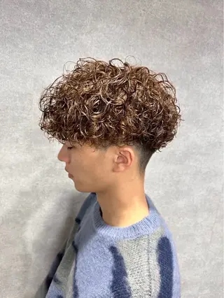 ミディアム パーマ メンズパーマ特化 TAIGAのヘアスタイル