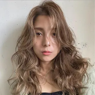 ロング カラー パーマ ヘアアレンジ メンズ キッズ ネイル マツエク・マツパ アイブロウ 髪質改善🇰🇷 レイヤーカット/梅田のヘアスタイル