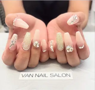 ネイル Van Nail Salonのネイルデザイン