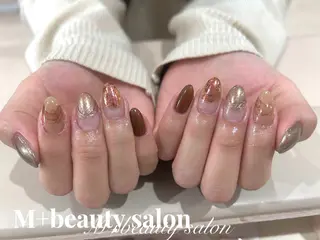 ネイル M+  Beauty Salonのネイルデザイン