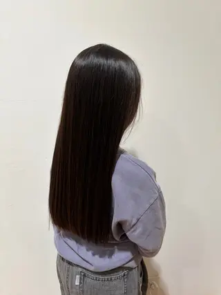 ロング SALONE CINQ所属・伊藤 由華のヘアスタイル