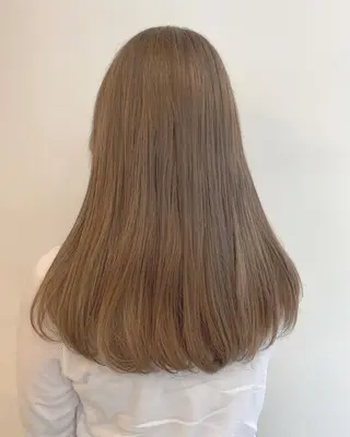 ロング 透明感/オリーブ/ グレージュ/YUKAのヘアスタイル