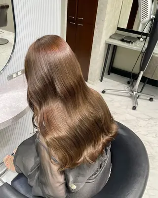ロング カラー RAF Sakuraのヘアスタイル