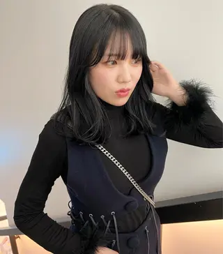 セミロング カラー 顔周りカット/透明感 カラー✂️MEIのヘアスタイル