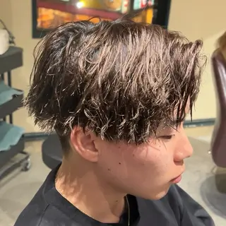 カラー パーマ メンズ メンズパーマ眉毛 特化アユム🔥のヘアスタイル