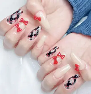 ネイル Miouミオン ネイルサロンのネイルデザイン