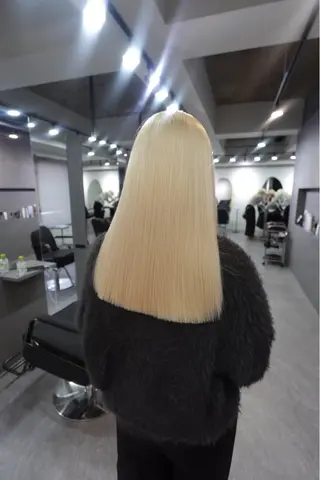 セミロング 似合わせカットカラー ⭐️代表⭐️のヘアスタイル