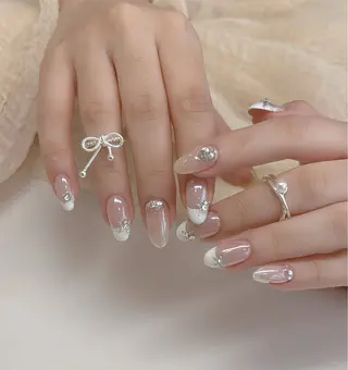 ネイル Lyna 池袋のネイルデザイン