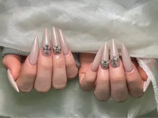 ネイル lucky nail 歌舞伎町のネイルデザイン