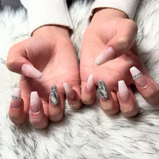 ロング mao .のネイルデザイン