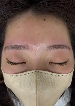 アイブロウ Sakuraෆ˚* 暗髪×まつパ🖤🥀のヘアスタイル