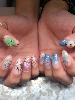 ネイル 13日3980円‼️ マグもデザインも◎のネイルデザイン