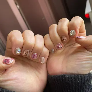 ネイル 奥園 良恵のネイルデザイン