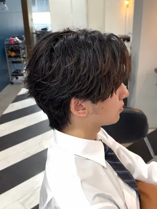 ミディアム カラー パーマ ヘアアレンジ メンズ 伊藤 陸のヘアスタイル