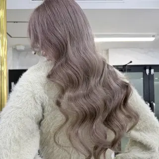 ロング カラー シールエクステ特化 ハイトーン、NANAのヘアスタイル