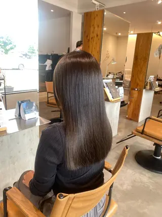 ロング カラー 透明感カラー 天羅のヘアスタイル