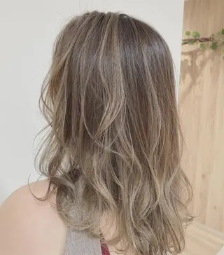 ミディアム カラー ハイライト/髪質改善 ✂️十河祐輝のヘアスタイル