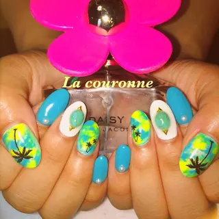 ネイル Lacouronne NATSUMIのネイルデザイン