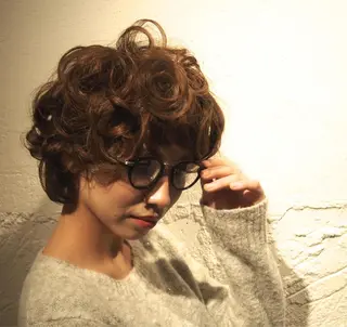 ショート ミディアム セミロング カラー パーマ ヘアアレンジ yeope所属・ハイトーンカラー ブリーチ専門・天神のヘアスタイル