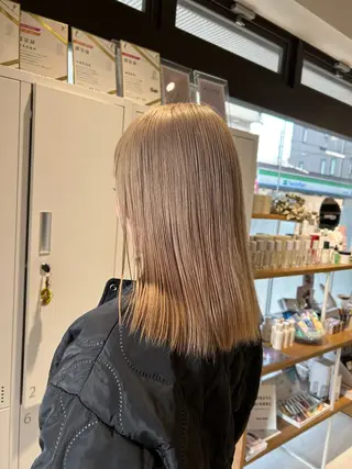 セミロング カラー ハイトーン/アレンジ /🎀YUINA🎀のヘアスタイル