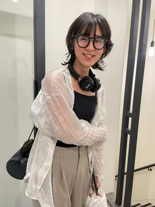 ミディアム カラー 渋谷 留菜のヘアスタイル