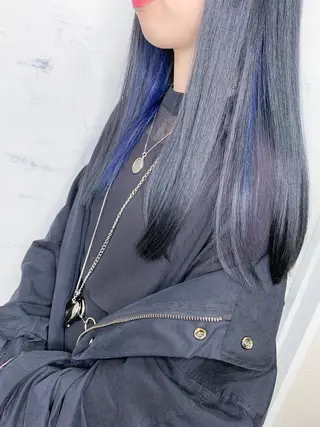 ロング カラー BOX mico.のヘアスタイル