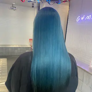 セミロング HIKARI🐈‍⬛ レイヤー×デザインのヘアスタイル