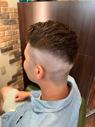 ショート カラー メンズ Parfait 山本のヘアスタイル