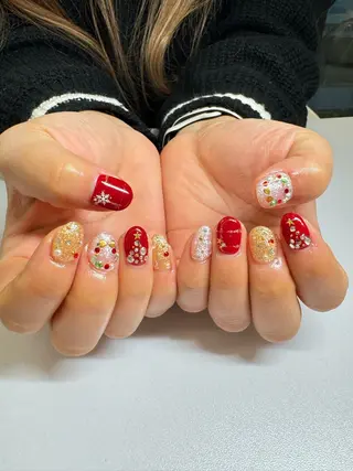 ネイル WHITELY みどりのネイルデザイン