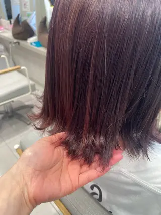 ミディアム カラー 山下 琴未のヘアスタイル